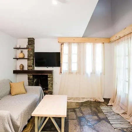 Reef شاليه أفيتوس